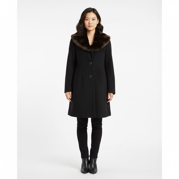 Tahari Jackets & Blazers - Tahari Black Wool Blend Coat with Brown Faux Fur Collar